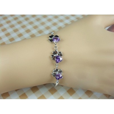 http://www.orientmoon.com/10098-thickbox/zibaoni-925-sterling-silver-clover-bracelet.jpg