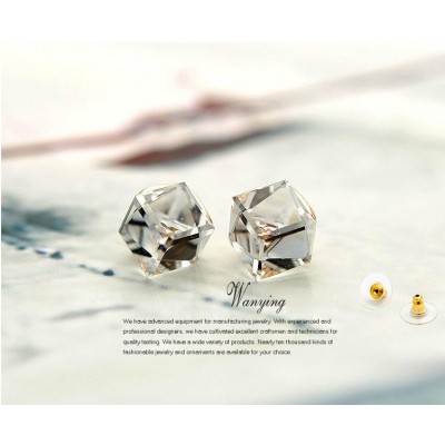 http://www.orientmoon.com/10207-thickbox/wanying-stylish-square-crystal-stud-earrings.jpg