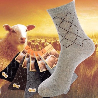http://www.orientmoon.com/102365-thickbox/10pcs-lot-men-winter-thickened-wool-socks-room-socks-dash-line-mixed-colors.jpg