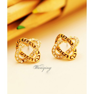 http://www.orientmoon.com/10243-thickbox/wanying-stylish-crystal-stud-earrings.jpg