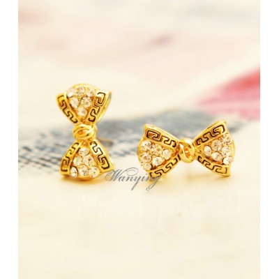 http://www.orientmoon.com/10245-thickbox/wanying-shiny-bowknot-crystal-stud-earrings.jpg