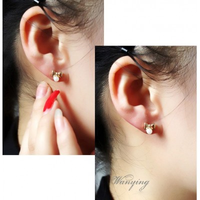http://www.orientmoon.com/10255-thickbox/wanying-pearl-crystal-stud-earrings-six-pieces.jpg