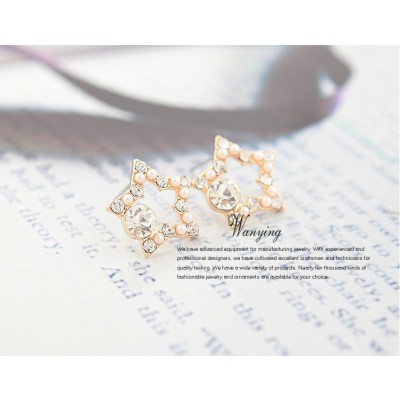 http://www.orientmoon.com/10345-thickbox/wanying-star-rhinestone-alloy-stud-earrings.jpg