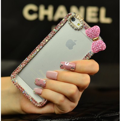 http://www.orientmoon.com/104572-thickbox/diamond-bezel-bowknot-crystal-glitter-bling-cover-shell-hello-kitty-phone-case-for-iphone-6.jpg