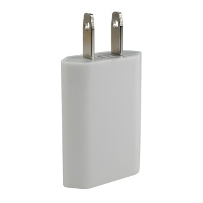 http://www.orientmoon.com/10589-thickbox/power-adapter-white-with-us-plug-1a-for-apple-iphone-4.jpg