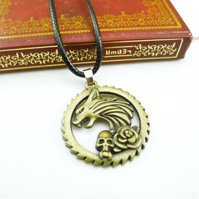 http://www.orientmoon.com/106513-thickbox/fashion-character-wolf-head-pendant-necklace-charm-chain-jewelry-for-men-dg001.jpg