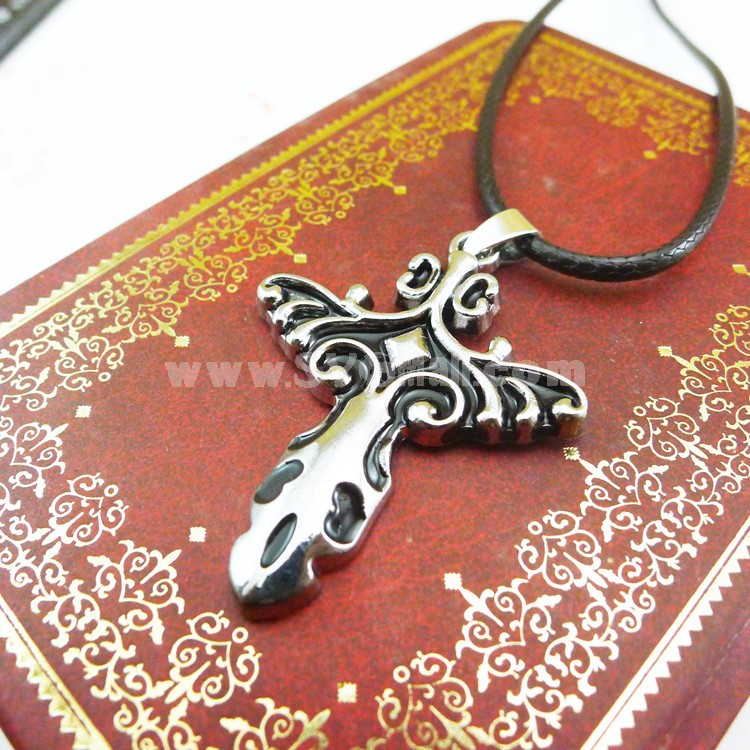 Fashion Character Crucifix Pendant Necklace Charm Chain Jewelry for Men DG132