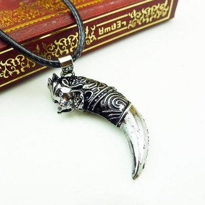 http://www.orientmoon.com/106574-thickbox/fashion-character-wolf-fang-pendant-necklace-charm-chain-jewelry-for-men-dg129.jpg