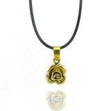 Wholesale - Fashion Character Rose Pendant Necklace Charm Chain Jewelry for Women X30