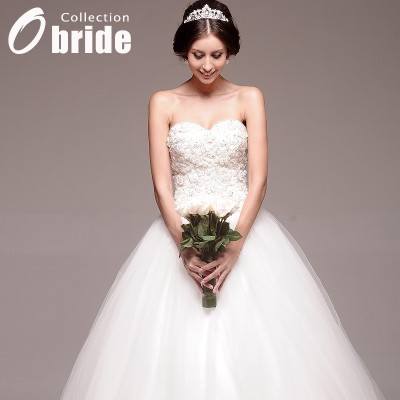 http://www.orientmoon.com/10664-thickbox/ball-gown-strapless-sweetheart-wedding-dresses-with-beaded-applique.jpg