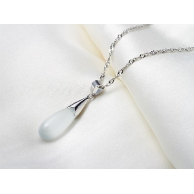 http://www.orientmoon.com/10979-thickbox/zibaoni-stylish-925-sterling-silver-waterdrop-shape-pendant.jpg
