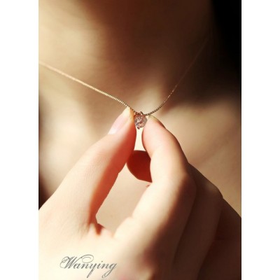 http://www.orientmoon.com/11116-thickbox/wanying-exquisite-small-diamond-alloy-choker-600082.jpg