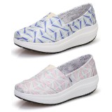 Wholesale - Women's Canvas Platform Slip On Sneakers Athletic Walking Shoes 1711