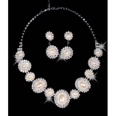 http://www.orientmoon.com/11364-thickbox/gorgeous-shining-alloy-with-imitation-pear-wedding-bridal-necklace-and-earrings-jewelry-set.jpg