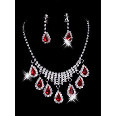 http://www.orientmoon.com/11366-thickbox/luxurious-rhinestone-ladies-jewelry-set-including-necklace-and-earrings.jpg