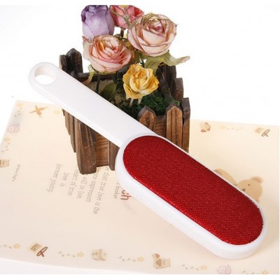 http://www.orientmoon.com/14318-thickbox/anti-static-dust-brush-for-clothes.jpg