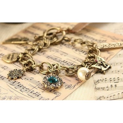 http://www.orientmoon.com/16018-thickbox/vintage-palace-peach-heart-angel-wings-diamond-bracelettc60.jpg