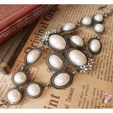 Wholesale - Luxurious Vintage Flora Pearl Bracelet (T0106)