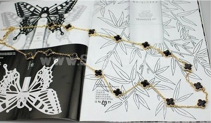 Korea Clover Long Pattern Necklace (TF220)