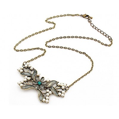 http://www.orientmoon.com/17842-thickbox/vintage-exquisite-butterfly-alloy-necklace-tk058.jpg