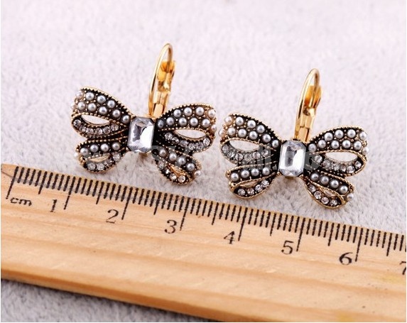 Vintage Pearl Diamonds Butterfly Earring