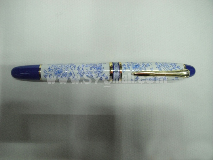 Blue and white porcelain roller pen