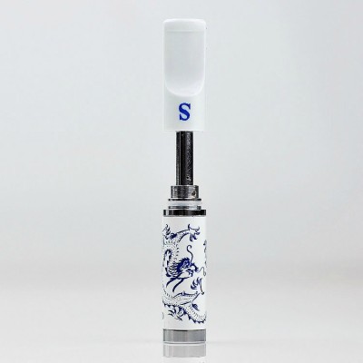 http://www.orientmoon.com/20360-thickbox/sanda-blue-and-white-porcelain-washable-filter-tip-cigarette-holder.jpg