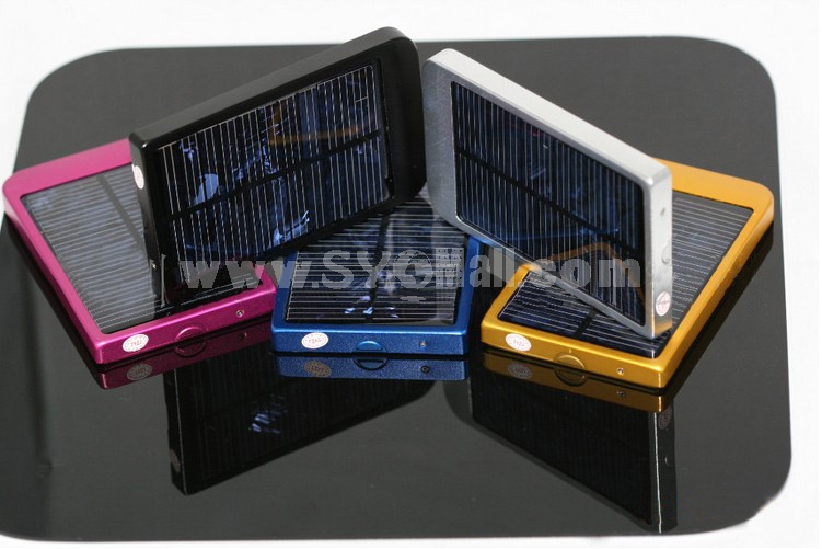 Solar Panel Charger Polycrystalline Silicon with Flashlight for Cell Phone/MP3/MP5/PDA/Mobile Phone/Digital Camera