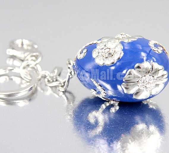 Stylish Egg Pattern Diamonds Keychain