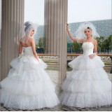 Wholesale - Ball Grown Strapless Empire Floor-length Organza Wedding Dress