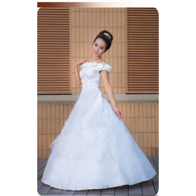 http://www.orientmoon.com/37287-thickbox/a-line-ball-gown-off-the-shoulder-flora-tulle-zipper-wedding-dress.jpg