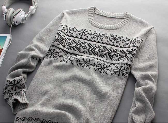 Fashionable Extra-Thick Round-Neck Pure Color Sweater (1504-DT61)