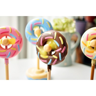 http://www.orientmoon.com/42105-thickbox/cute-doughnut-designed-usb-fan.jpg