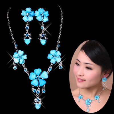 http://www.orientmoon.com/42272-thickbox/purple-flora-pattern-shiny-design-women-s-jewelry-set-including-necklace-earrings.jpg