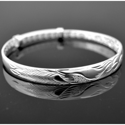 http://www.orientmoon.com/48053-thickbox/silver-plating-phoenix-dance-women-s-bracelet.jpg
