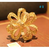 Wholesale - Crystal Gold Flower Style Brooch with SWAROVSKI Elements