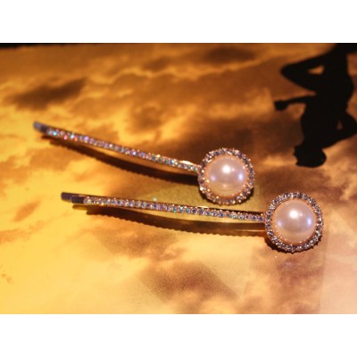 http://www.orientmoon.com/49141-thickbox/crystal-pearl-thin-hairclip-with-swarovski-elements-a-pair.jpg