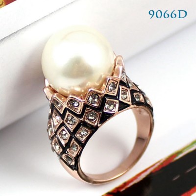 http://www.orientmoon.com/49945-thickbox/crystal-pearl-ring-with-swarovski-elements-9066d.jpg