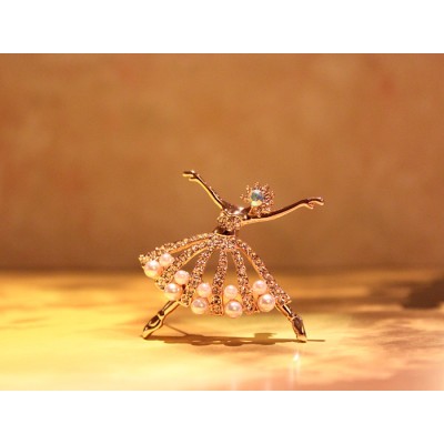 http://www.orientmoon.com/49971-thickbox/ballerina-style-crystal-pearl-brooch-with-swarovski-elements.jpg