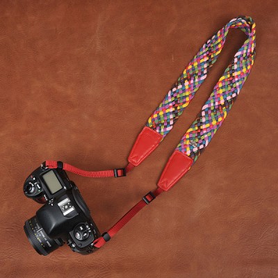 http://www.orientmoon.com/56389-thickbox/shoulder-strap-for-slr-camera-universal-type-mosaic-style-cam8676-2.jpg