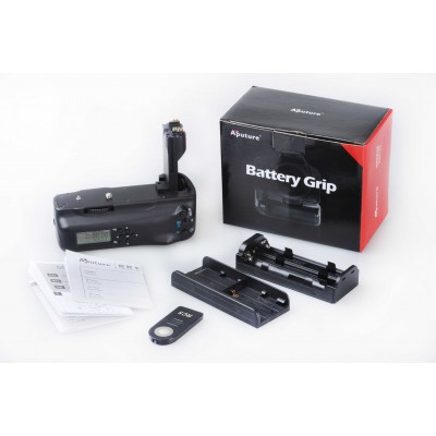 http://www.orientmoon.com/56688-thickbox/aputure-ap-e6-ii-lcd-battery-grip-for-canon-5d-mark-ii-5d2-remote-control.jpg