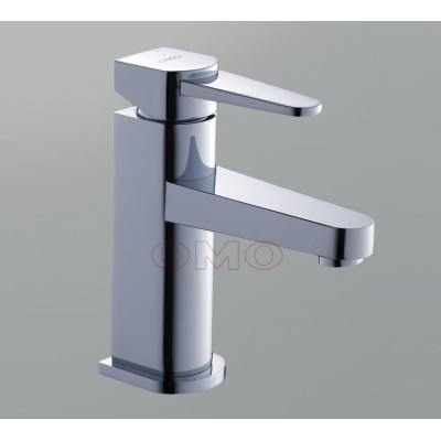 http://www.orientmoon.com/57184-thickbox/omo-all-brass-basin-faucet-single-handle-and-single-hole-hot-and-cold-water-b-80001cp.jpg