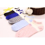 Wholesale - Stylish Women Lace Polyester Socks 2 Pairs