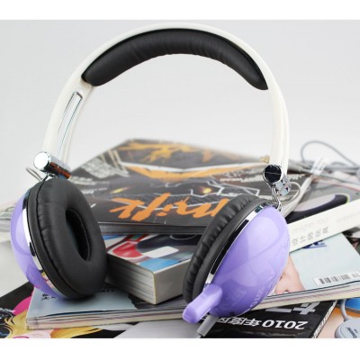 http://www.orientmoon.com/64273-thickbox/cosonic-adjustable-circumaural-stereo-headphone-ct-668.jpg