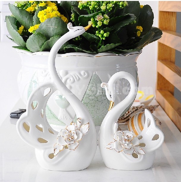 Creative Ceramic Swan Shaped Craft for Home Decoration