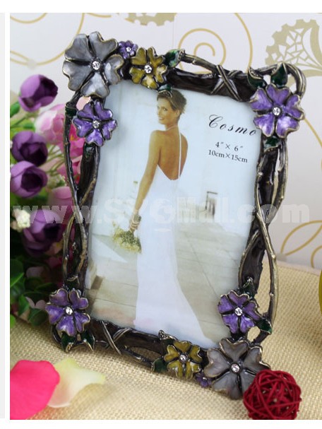 Timbo and Flowers Photo Frame