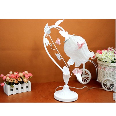 http://www.orientmoon.com/65418-thickbox/garden-flowers-metal-table-lamp.jpg