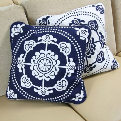 http://www.orientmoon.com/65568-thickbox/personality-pillow-no-pillow-inner-flower-blooming.jpg