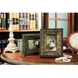 Wholesale - European Style Wooden Photo Frame Pattern Family Artware 6"