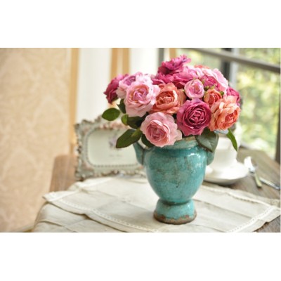 http://www.orientmoon.com/66849-thickbox/european-style-creative-ceramic-flower-vase-pattern-family-artware.jpg